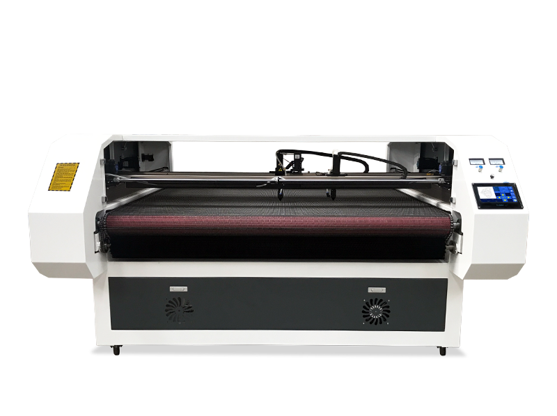 高效率織嘜商標CCD攝像定位激光切割機